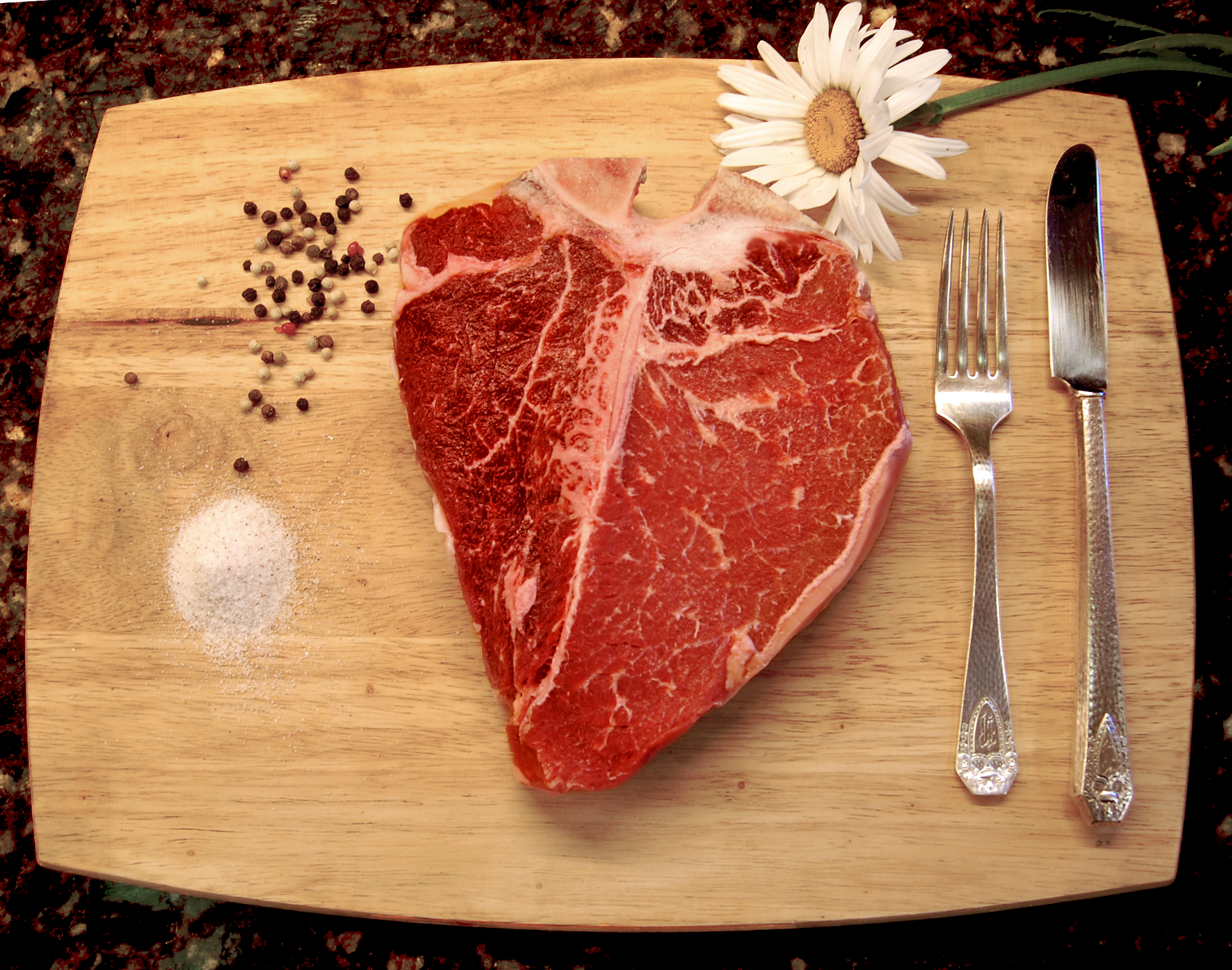 https://qualitynaturalbeef.com/cdn/shop/products/T-Bone-9-20_fdadee86-3a2c-4c20-91f1-bb648695fd7e_1024x1024@2x.png?v=1602133745